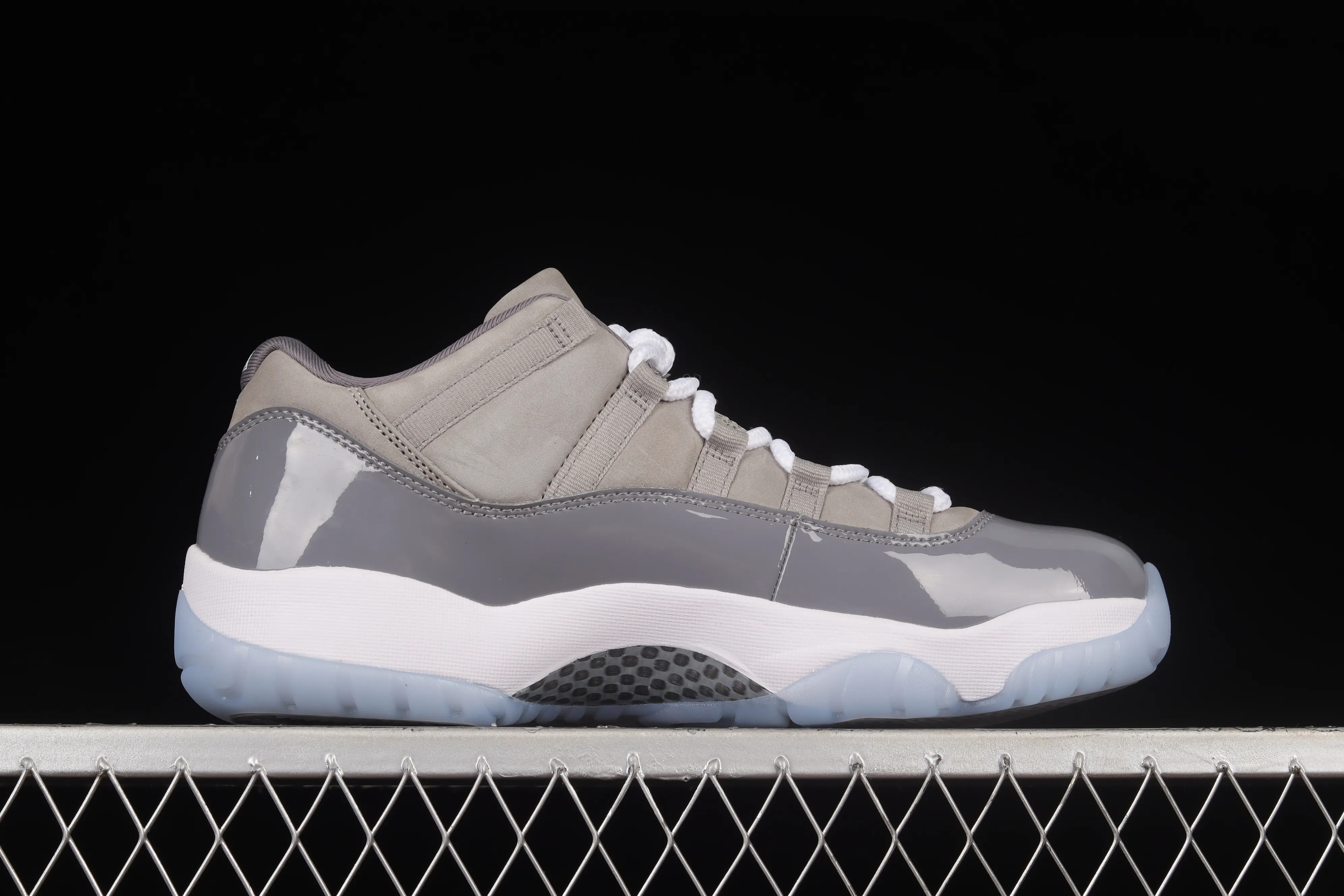 All categories Air Jordan Jordan series basketball shoes Air Jordan 11 F version Air Jordan 11 Low "Cool Grey" AJ11 Joe 11 cool gray genuine standard genuine carbon 528895-003